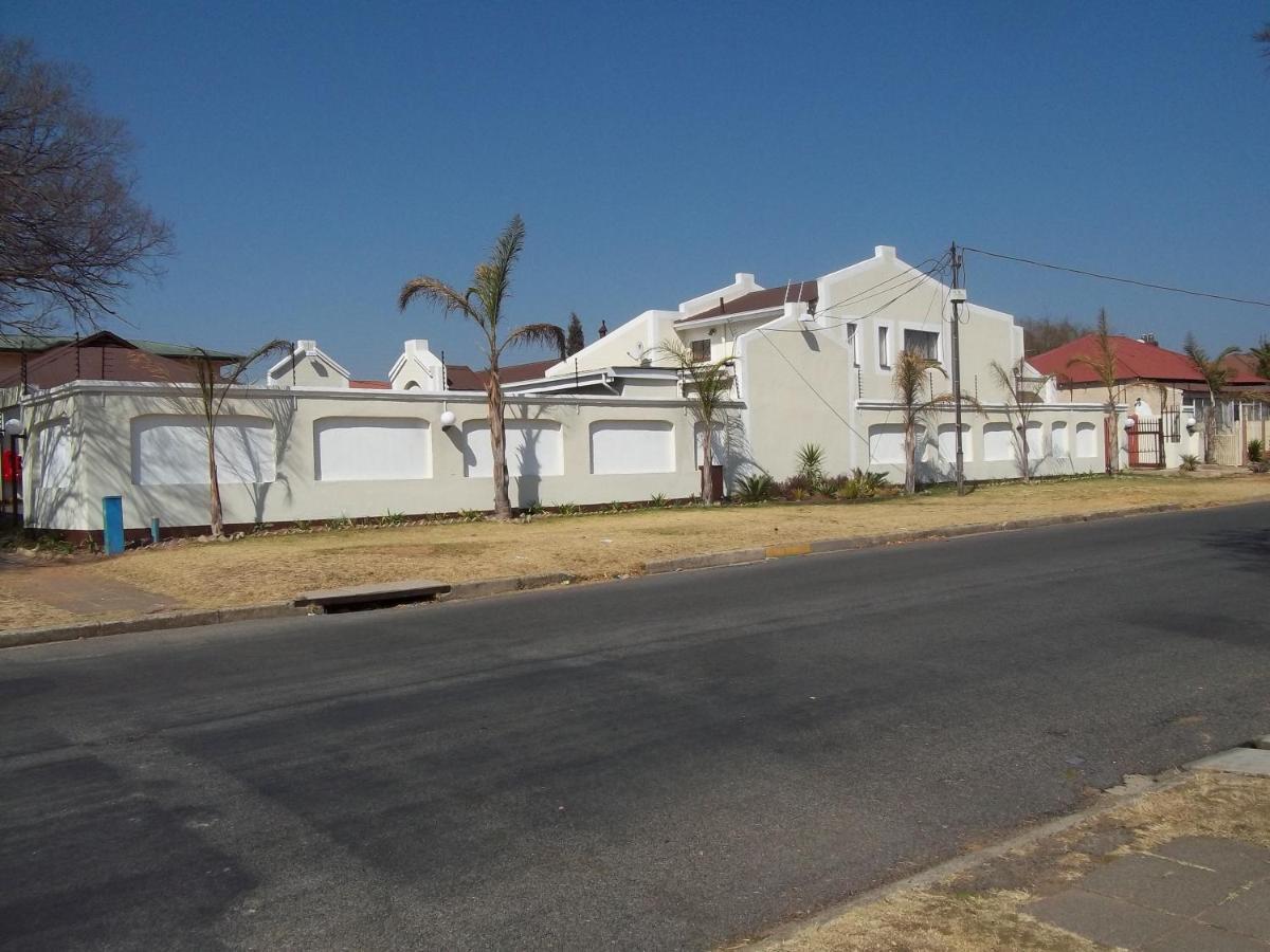Ecotel Benoni Йоханнесбург Экстерьер фото